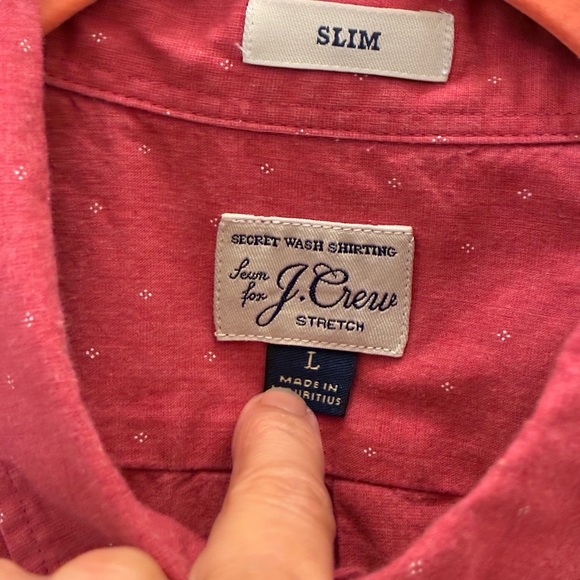 J.Crew men’s button-up shirts, both in size Large Slim! 100% organic cotton&98% - Picture 7 of 11